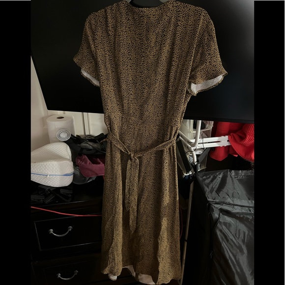 Loft Size 14 Leopard Print V-Neck Midi Shirtdress - Picture 5 of 9